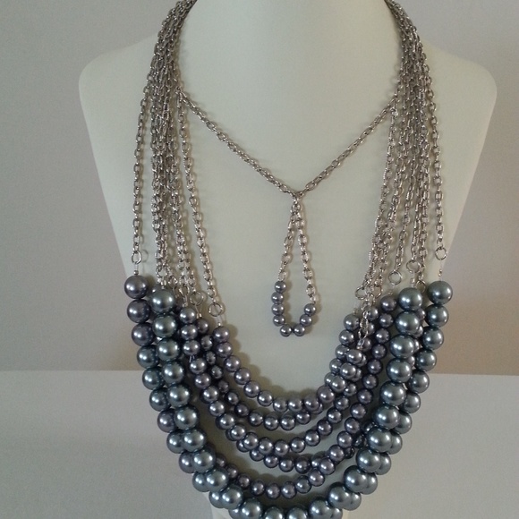 Ladies silver necklace - Picture 3 of 3